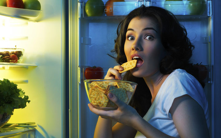 10 Of The Best And Worst Foods You Can Eat Before Bedtime Weakness Is 4407